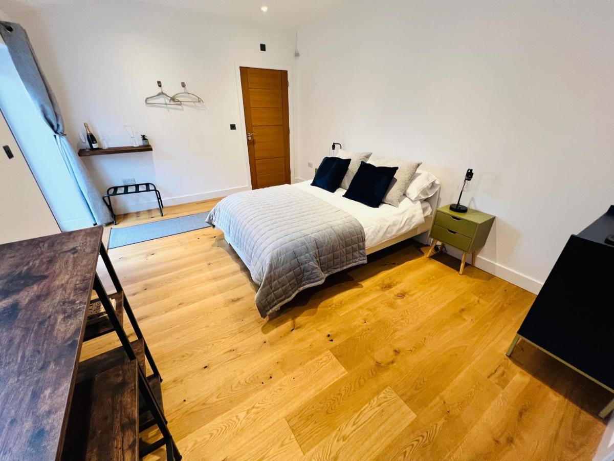 Lavender Retreat Bed & Breakfast Wrexham Ngoại thất bức ảnh